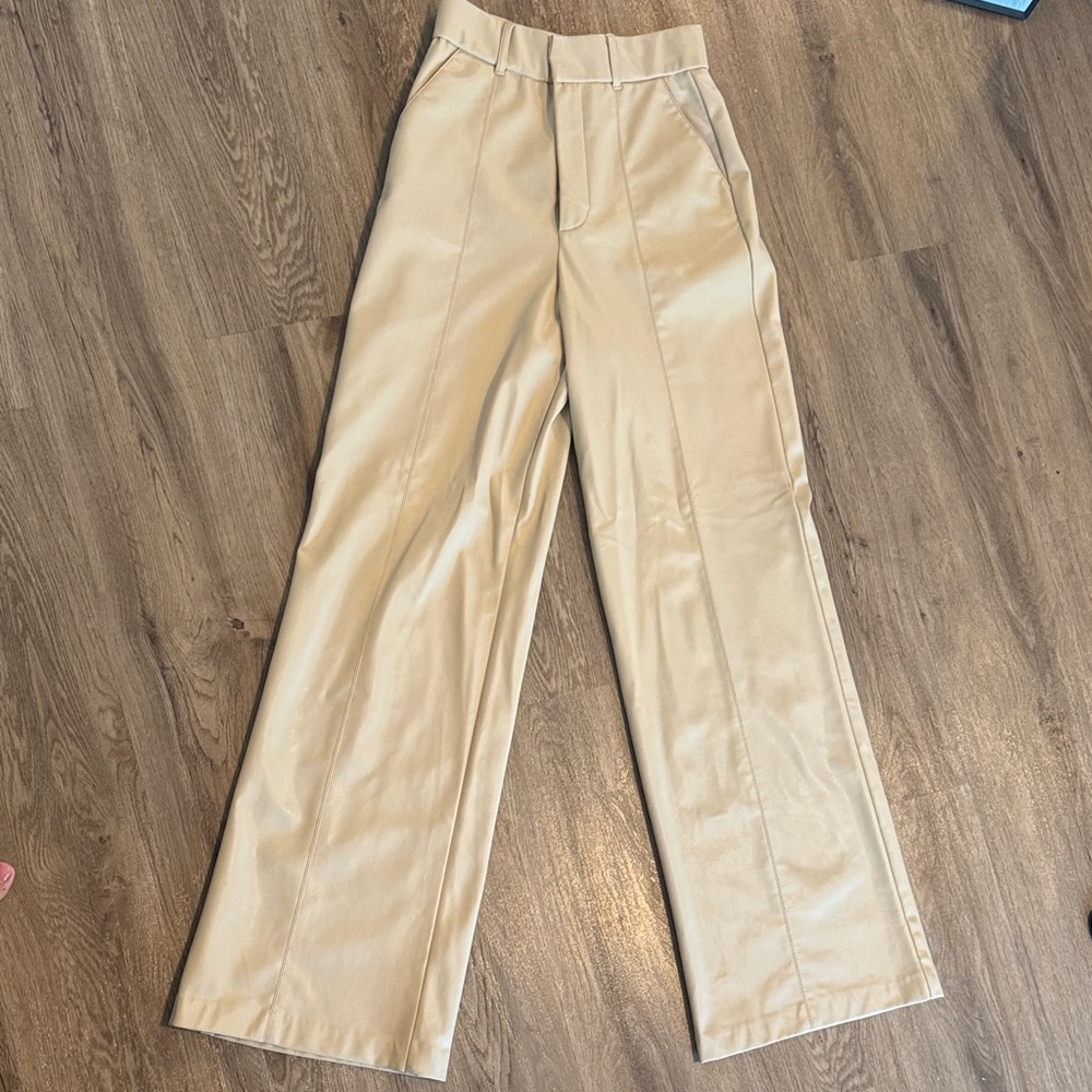 Cream Leather Women’s Pants Straight Leg - Picture 2 of 3